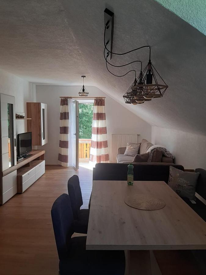 Ferienwohnung Anika Kleinlobming Экстерьер фото